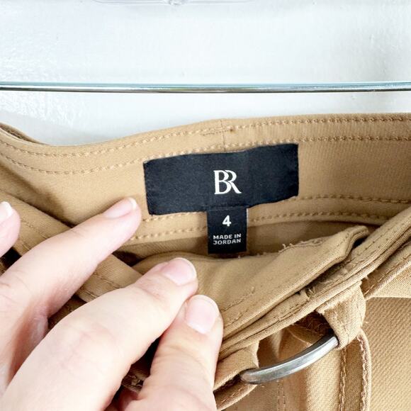 Banana Republic Slim Refined Stretch Cargo Pant Latte Cream Belted Beige Size 4 - Picture 8 of 14